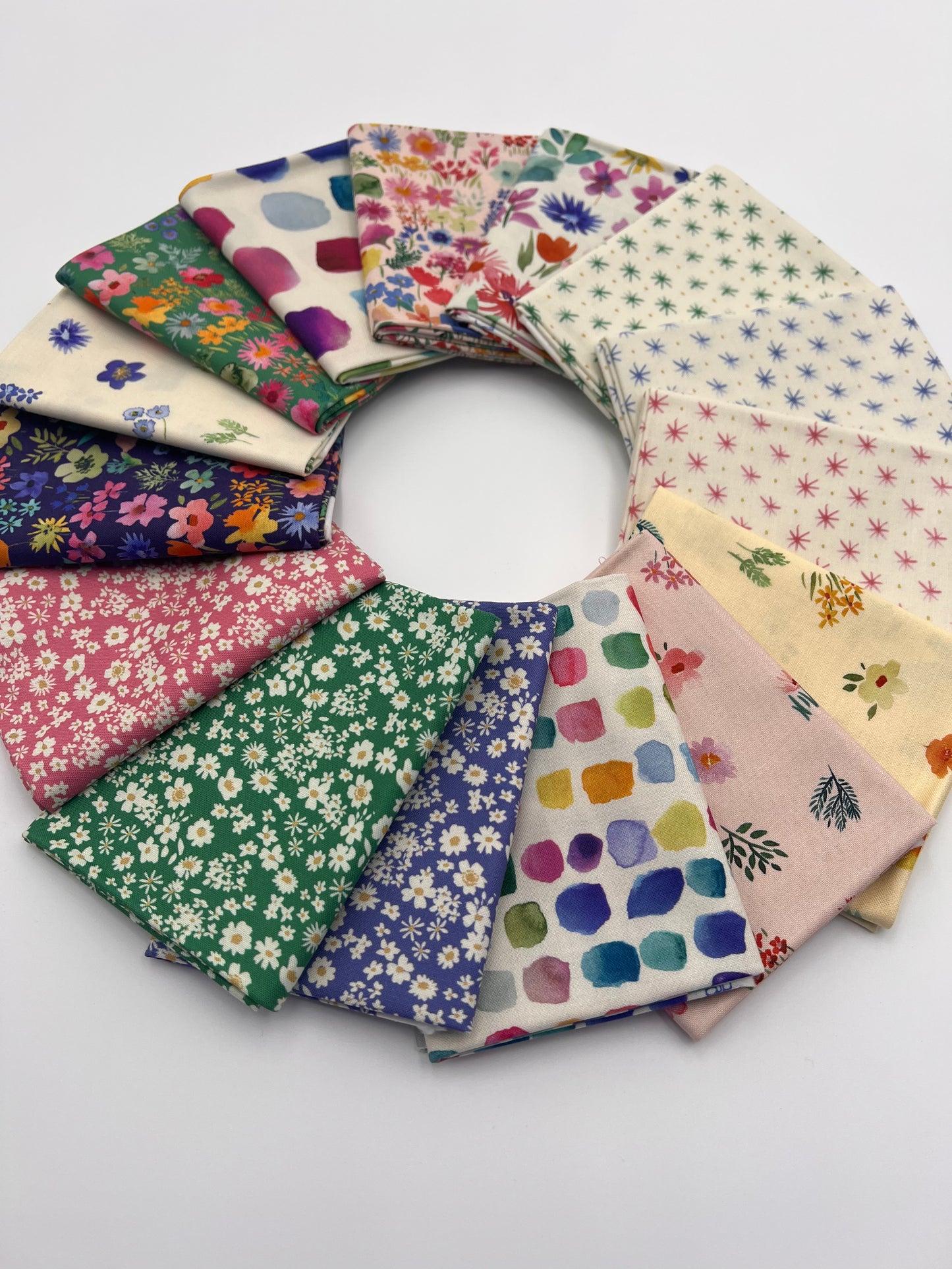 Flower Collection by bluebellgray for Lewis and Irene 15 fat quarters.