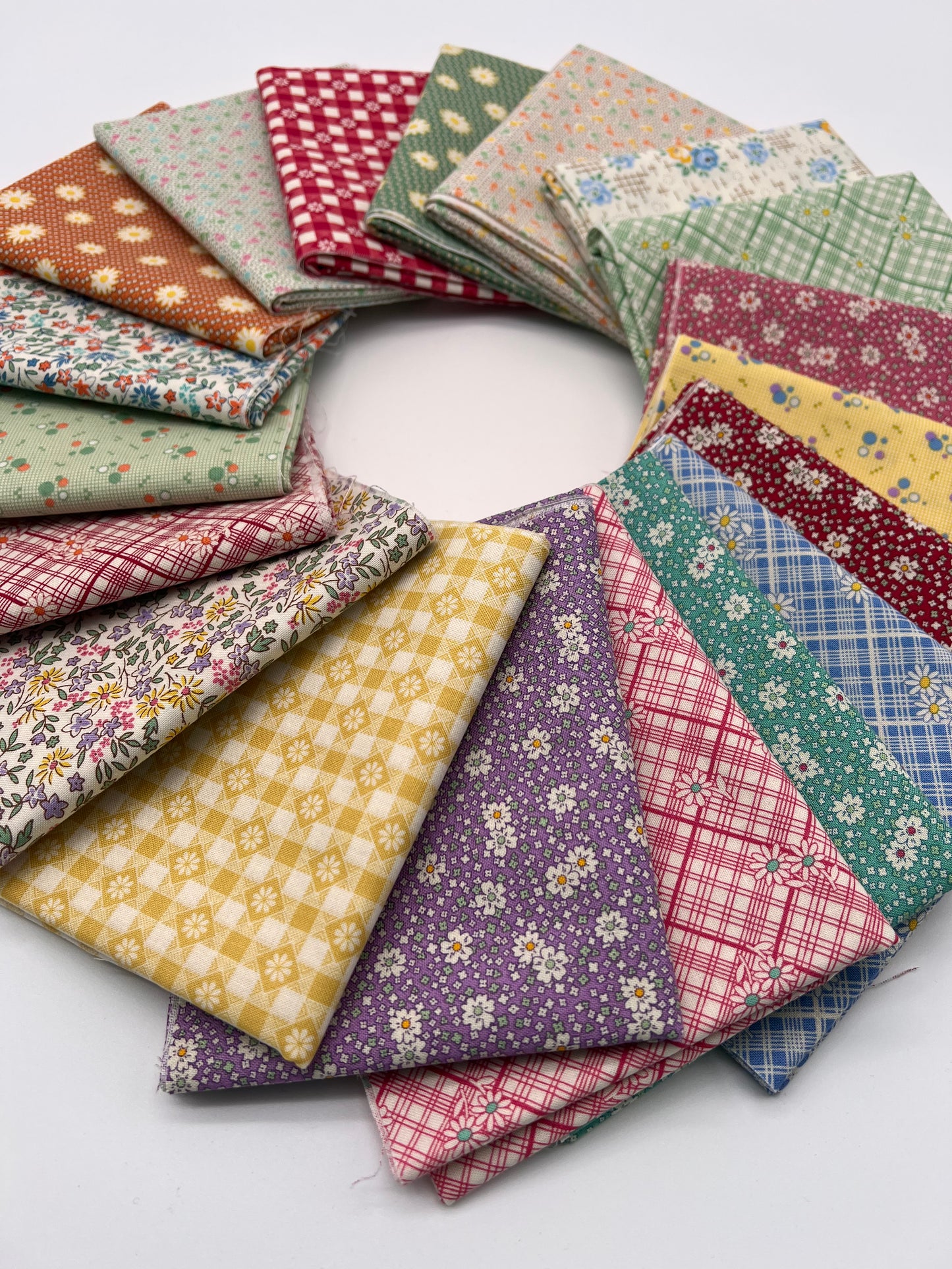 Aunt Grace Calicos by Judie Rothermel for Marcus 19 Fat Quarters