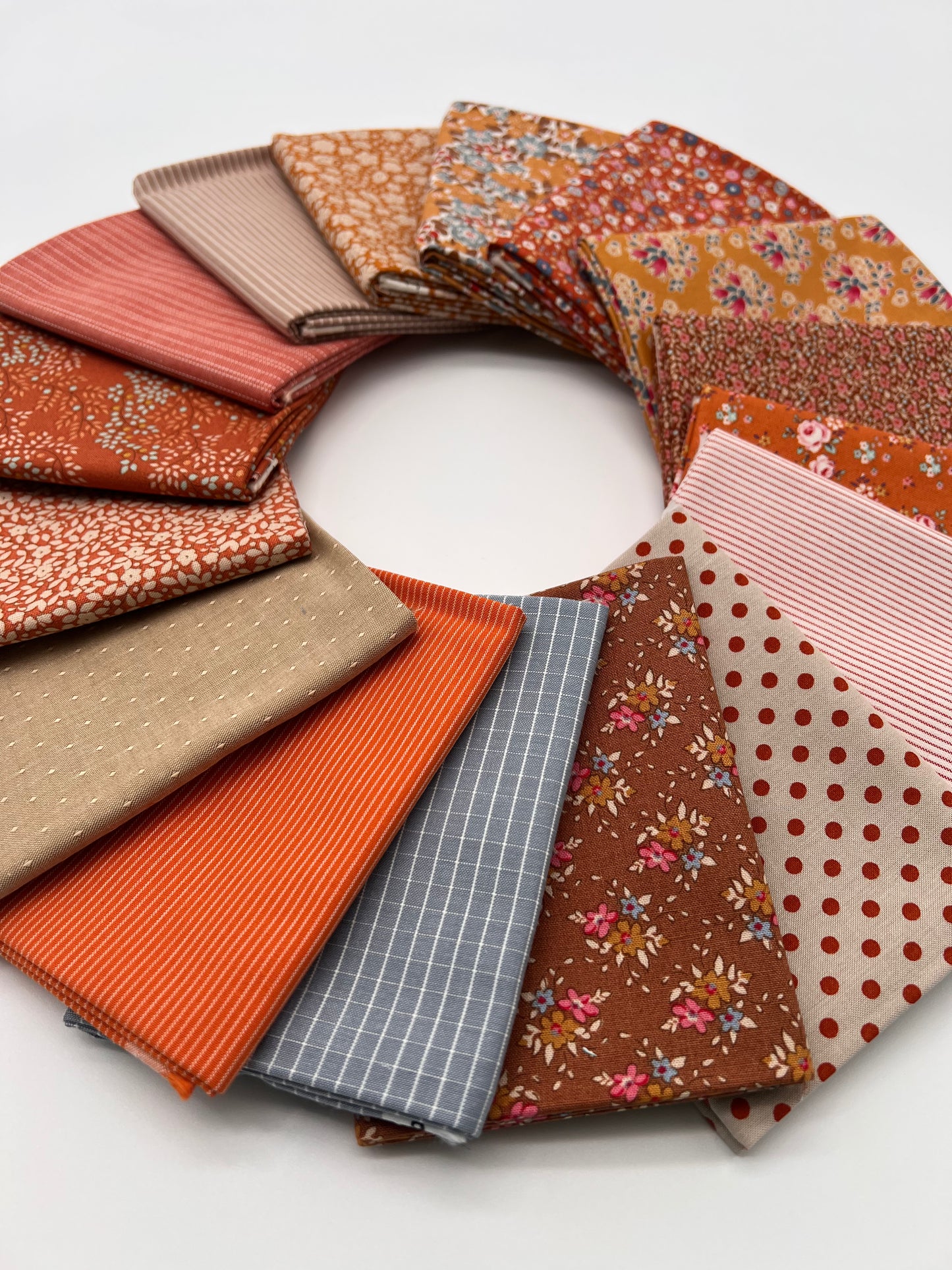 Creating Memories in Autumn by Tilda 16 Fat Quarters