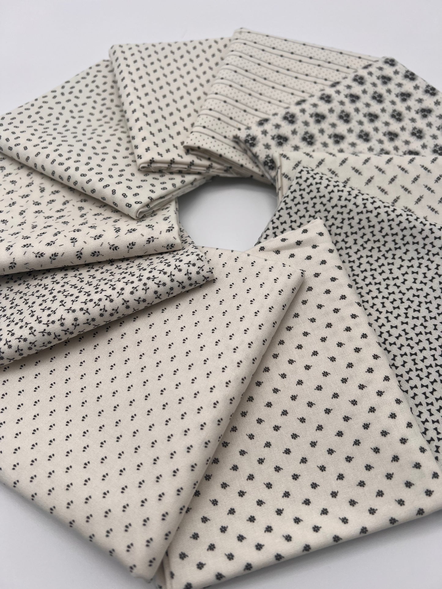 Everyday Essentials  10 Fat Quarters